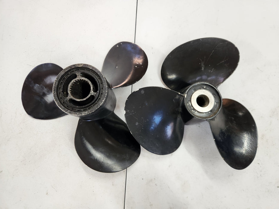 Volvo Penta 3851424 Duo Prop Type D4 3 Blade SET Genuine Excellent Condition